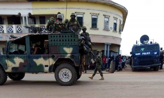 Security Forces in Japekrom to